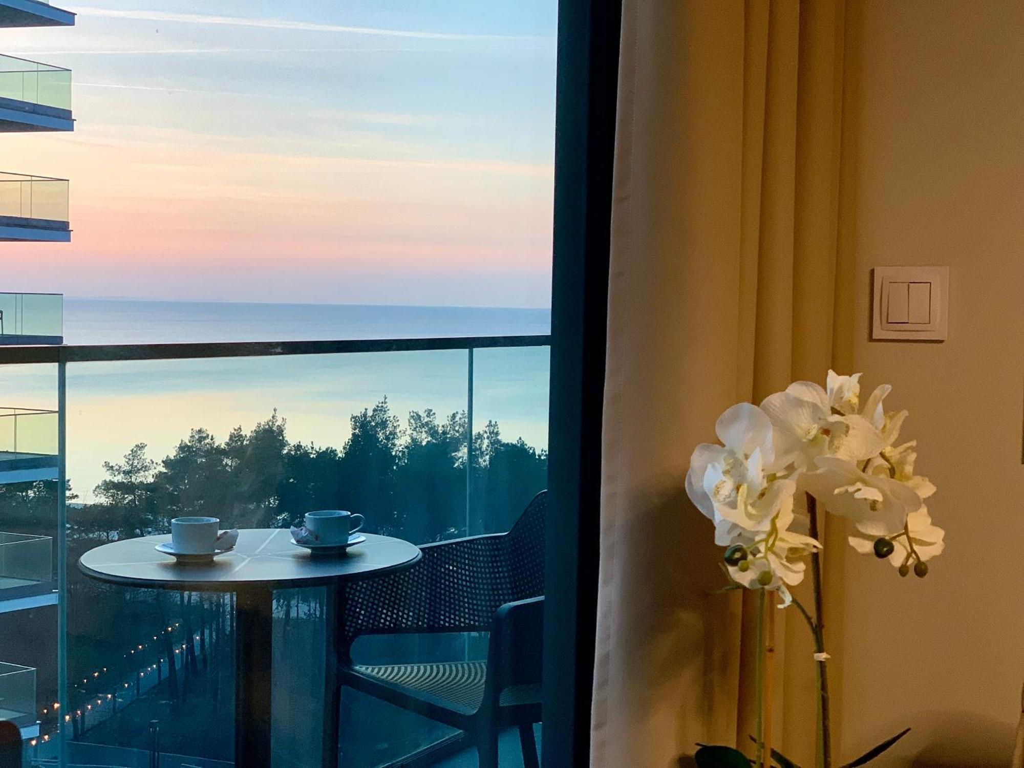 미엥지즈드로예 Blue Reef 6Th Floor Sea View 아파트 외부 사진