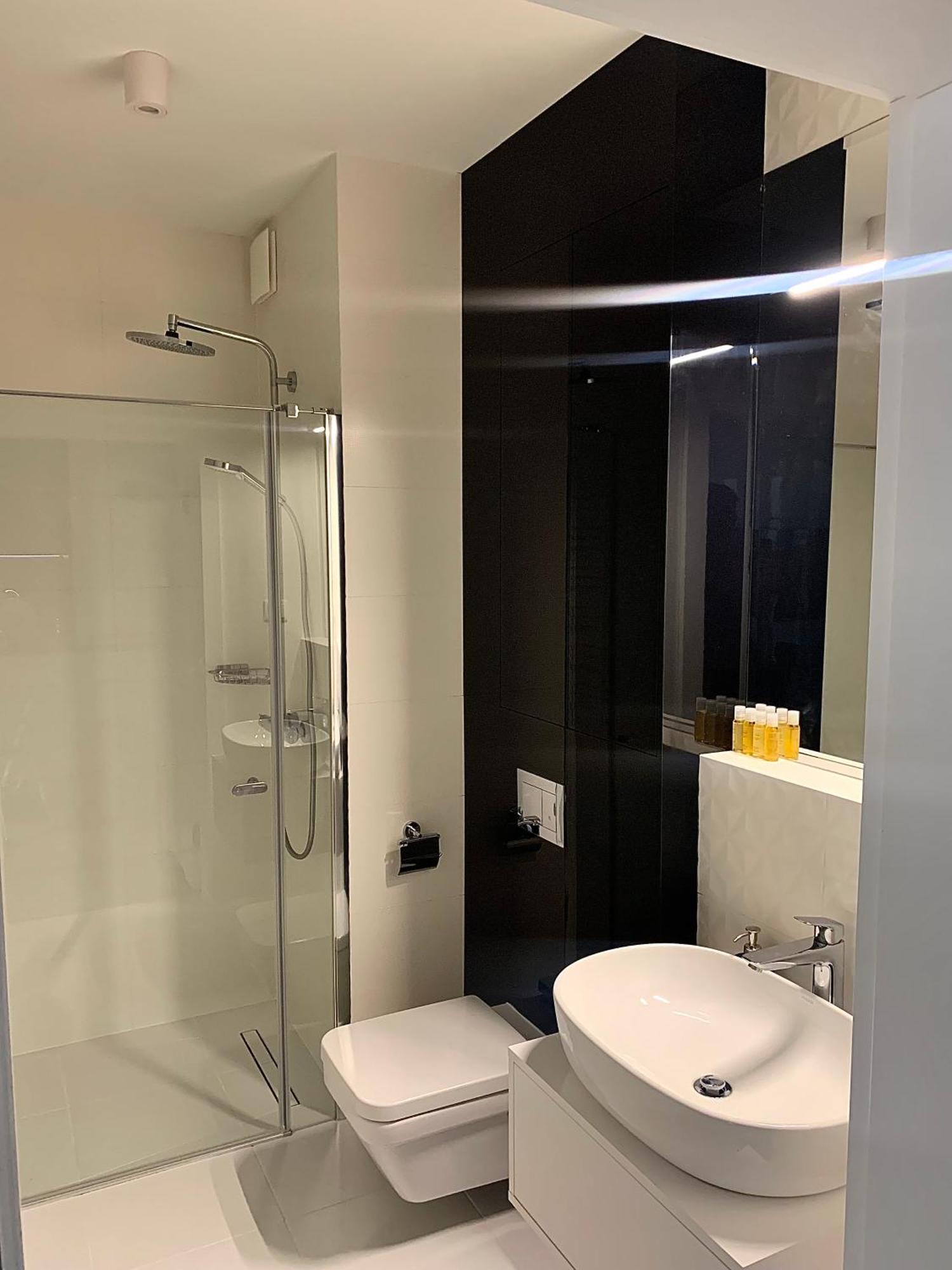 미엥지즈드로예 Blue Reef 6Th Floor Sea View 아파트 외부 사진